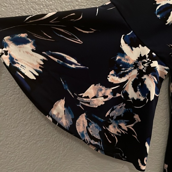 Eliza J Bell Sleeve Blue Floral Dress Size 20W - Picture 6 of 9